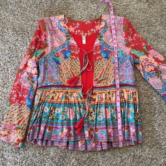 Spell & The Gypsy Lotus Jacket Ruby Red
Size Oversized XS - Picture 13 of 14